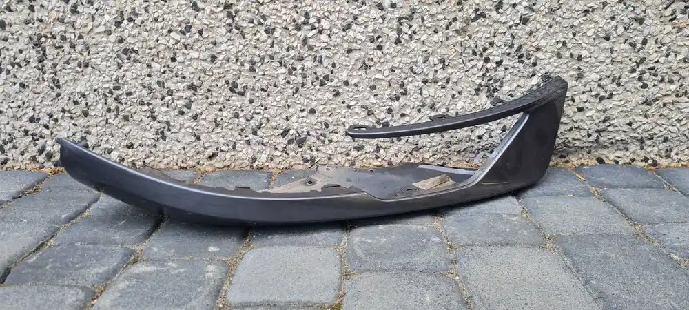 CUPRA FORMENTOR Dokładka Nakładka Zderzaka Przód Przednia Prawa 5FF805904A