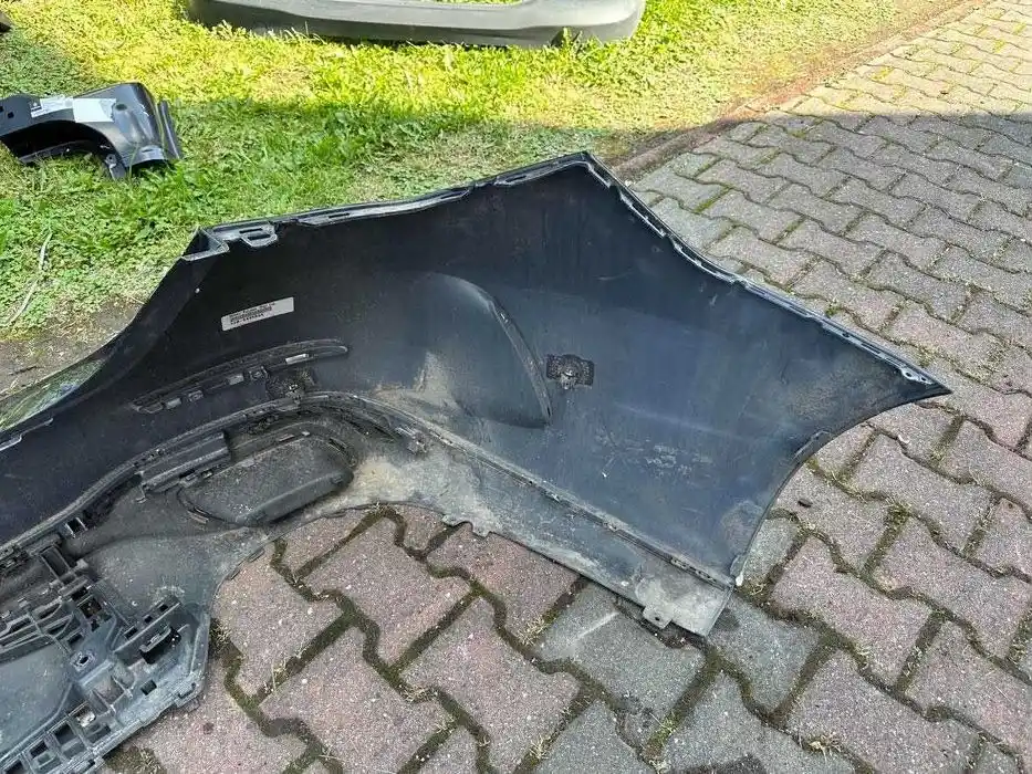 Mercedes C Klasa W206 Sedan AMG 21- Zderzak Tył Tylny A2068850703