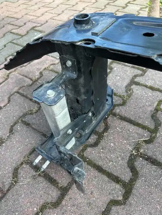 Mercedes GLE GLS W167 Wzmocnienie Belka Zderzaka Przód Przednia A1676207900