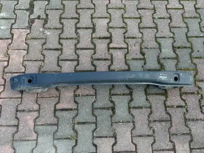 Mercedes C Klasa W204 Sedan Belka Zderzaka Tył Tylna A2046100014