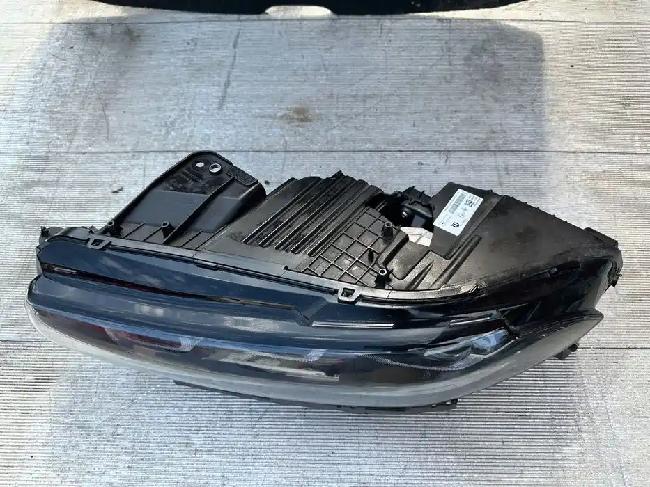 Alfa Romeo Tonale Lampa Przód Przednia Lewa 00505643940