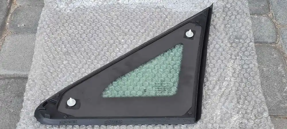 MERCEDES VITO V-KLASA W447 Szybka Karoseryjna Przód Prawa A4476730405
