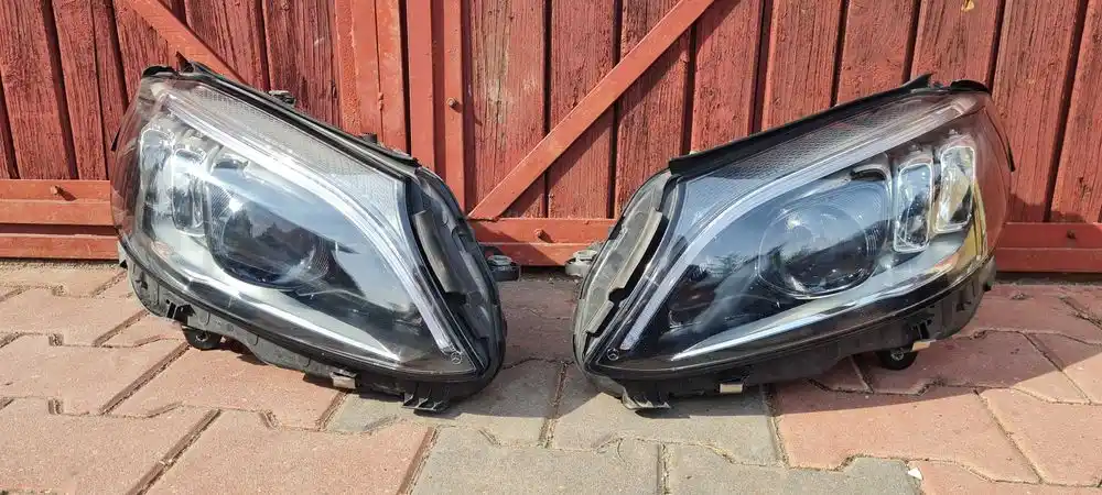 MERCEDES C KLASA W205 LIFT Lampy Przód Multibeam Led Komplet