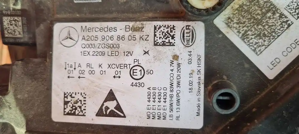 MERCEDES C KLASA W205 LIFT Lampy Przód Multibeam Led Komplet