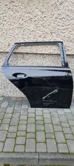 MERCEDES C KLASA W206 KOMBI 21- Drzwi Tył Tylne Prawe
