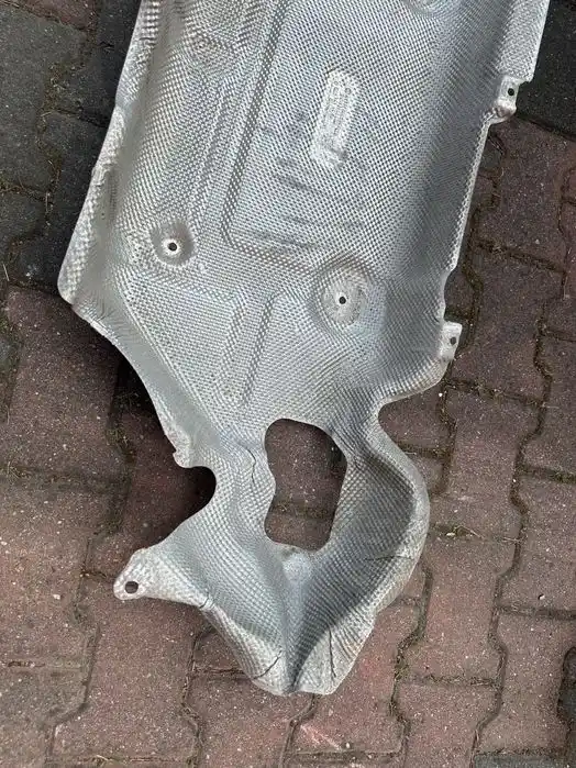 Mercedes A Klasa W177 Osłona Termiczna Wydechu