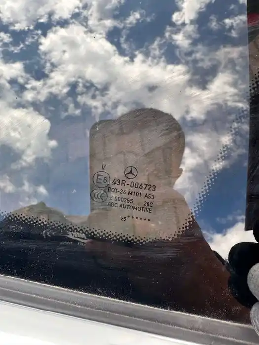 Mercedes GLA W247 Szyba Karoseryjna Tylna Prawa
