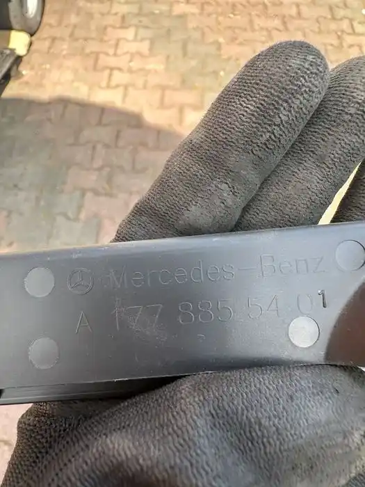 Mercedes A Klasa W177 Mocowanie Zderzaka Tylnego