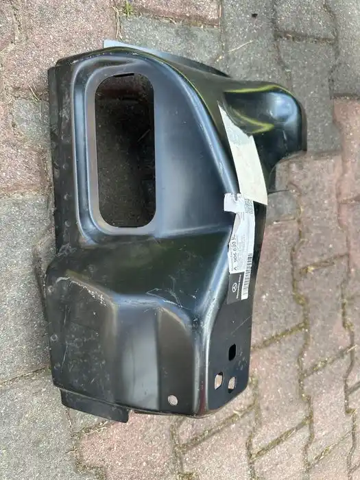Mercedes Sprinter W906 Próg Słupek Tylny Prawy Dół