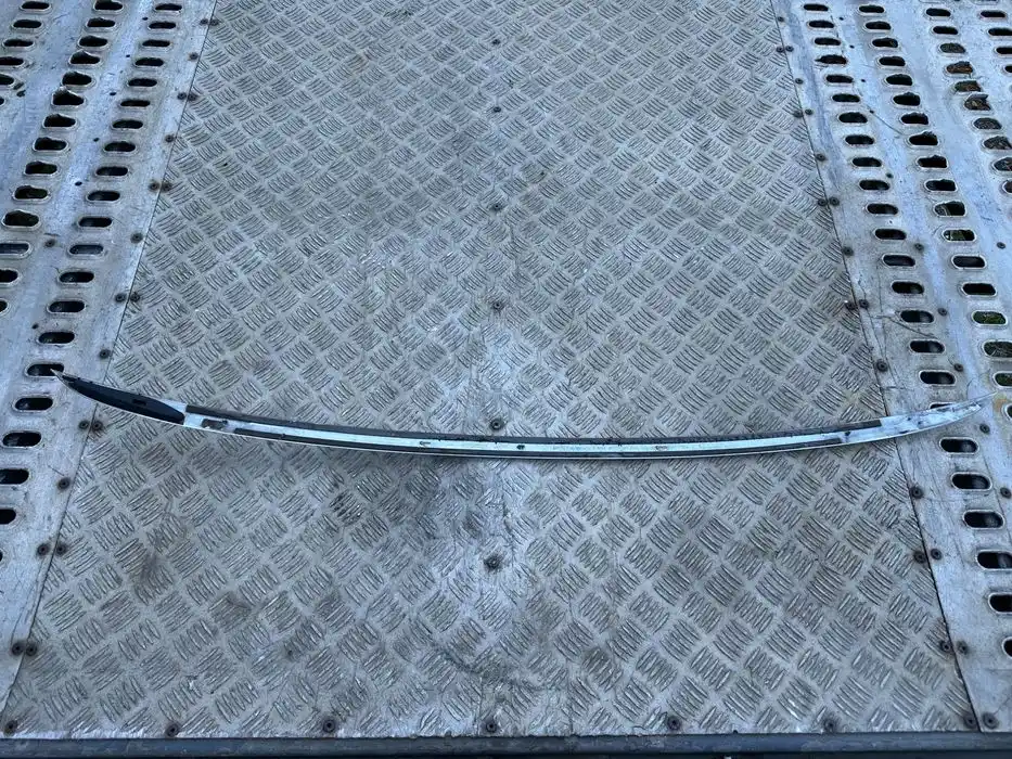 Mercedes C Klasa W205 Listwa Klapy Bagażnika