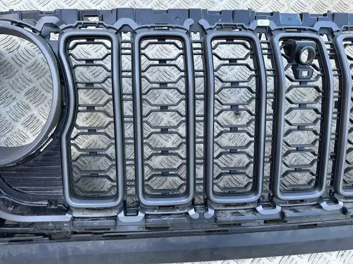Jeep Wrangler JL Atrapa Grill