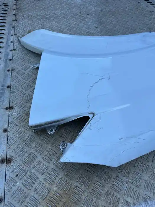 Mercedes Sprinter W906 Błotnik Przód Przedni Lewy