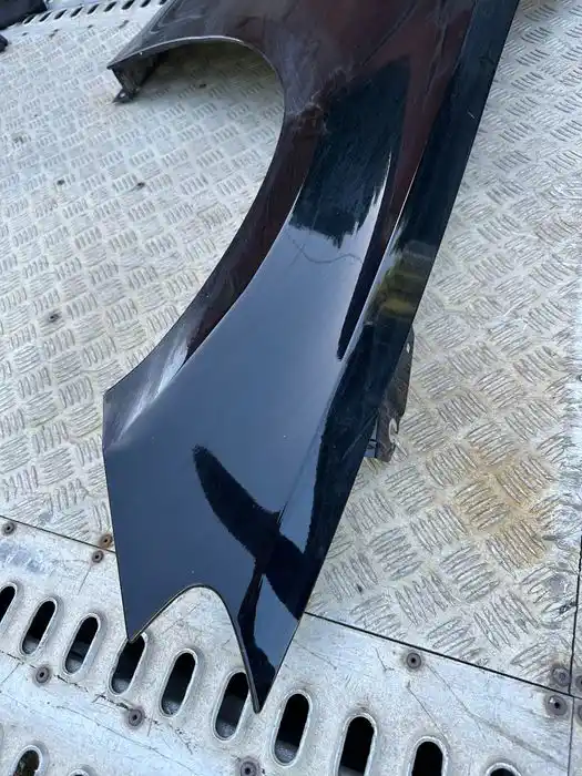 Mercedes E Klasa W214 Błotnik Przód Przedni Prawy