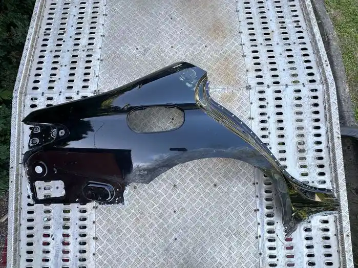 Mercedes E Klasa W214 Poszycie Błotnika Tylne Prawe A2146370400