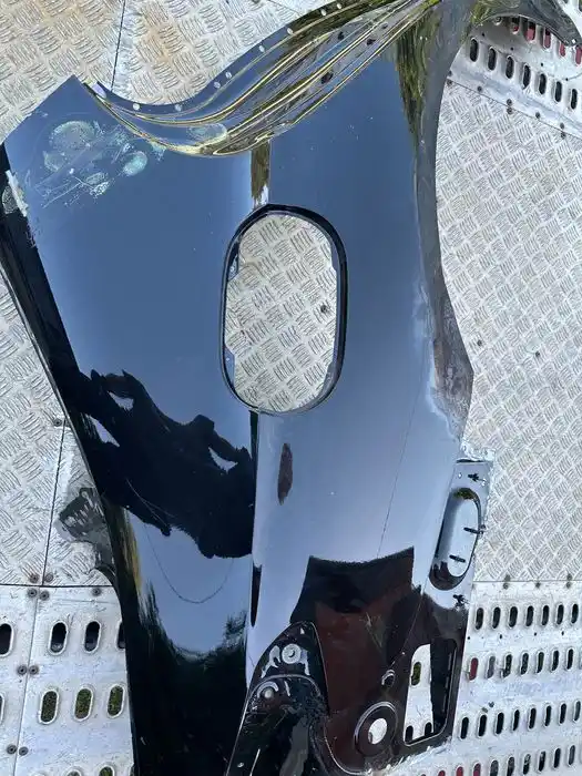 Mercedes E Klasa W214 Poszycie Błotnika Tylne Prawe A2146370400
