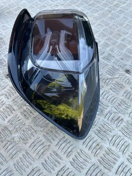 Jeep Avenger Lampa Tył Tylna Prawa