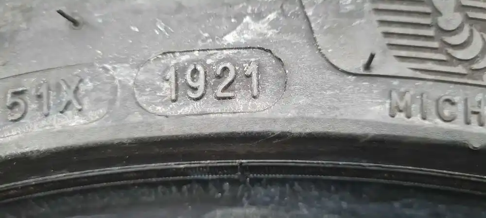 MICHELIN PILOT SPORT 4 Opona letnia 225/40/18 Wzmocnienie XL