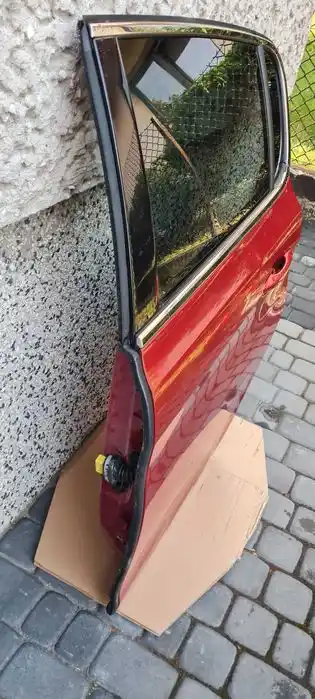 PEUGEOT 308 T9 HB Drzwi Tył Tylne Lewe KLQV