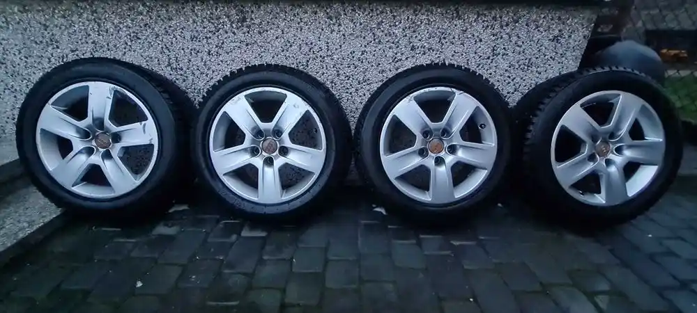 VW AUDI Koła Alu 7Jx16'' Z Nowymi Oponami Zimowymi 205/55/16