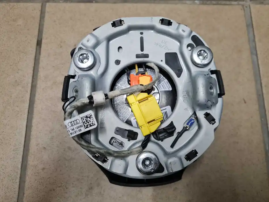 AUDI A4 B8 A5 8T Q5 8R Poduszka Powietrzna kierowcy 4 ramienna