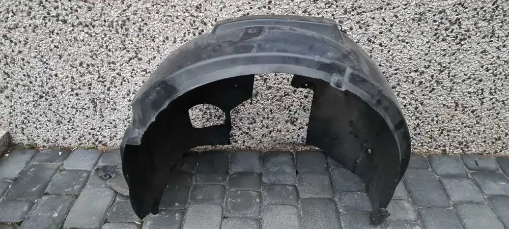 AUDI A3 8V Nadkole Przód Przednie Lewe