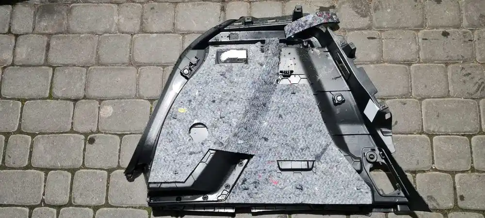 PEUGEOT 2008 II 19- Boczek Bagażnika Tył Tylny Lewy Prawy