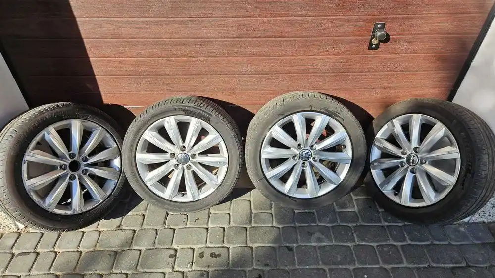 VW AUDI SEAT SKODA koła alu 7,5 X 17'' z oponami 235/45/17 5x112