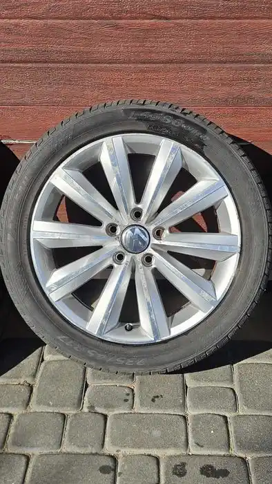 VW AUDI SEAT SKODA koła alu 7,5 X 17'' z oponami 235/45/17 5x112