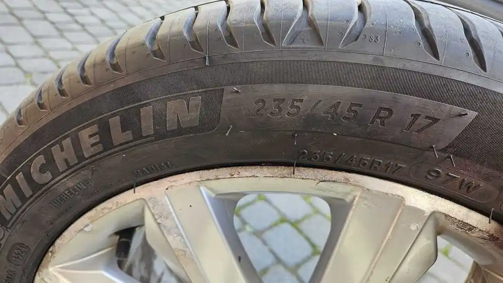 VW AUDI SEAT SKODA koła alu 7,5 X 17'' z oponami 235/45/17 5x112