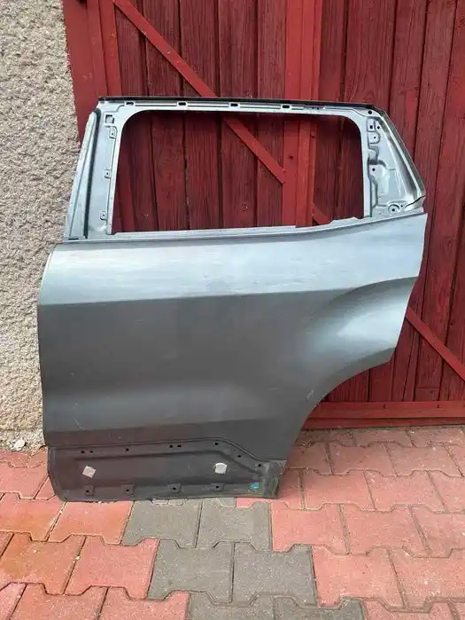 Jeep Avenger 2023- Drzwi Tył Tylne Lewe