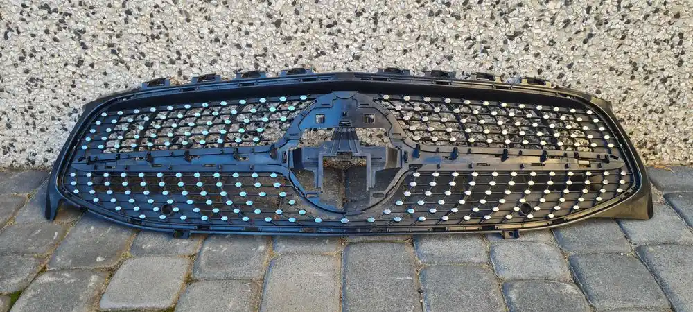MERCEDES CLA W118 Grill Atrapa Diamenty PDC