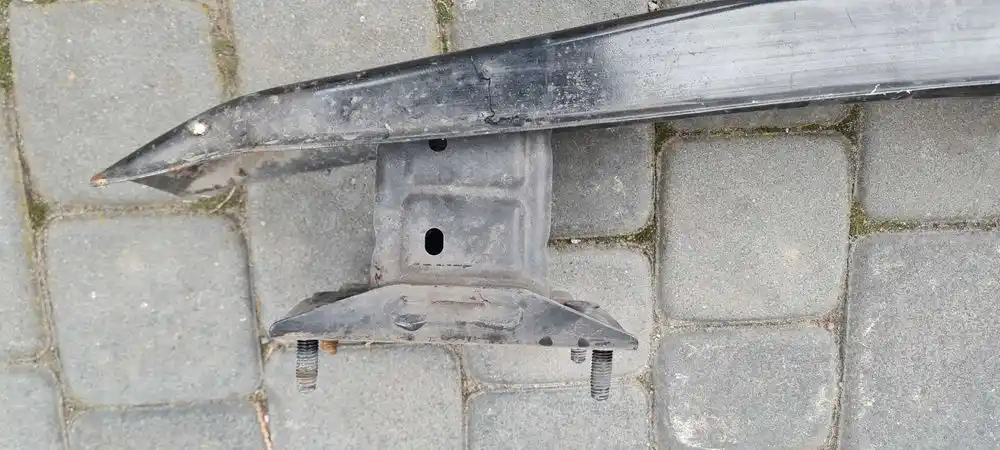 MERCEDES C KLASA W204 Belka Zderzaka Tył Tylna