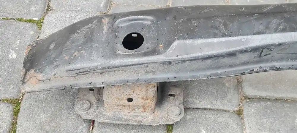 MERCEDES C KLASA W204 Belka Zderzaka Tył Tylna