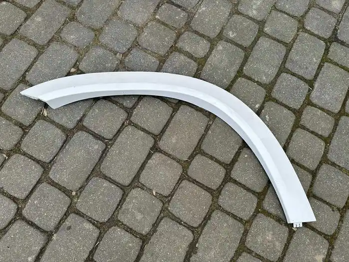 Mercedes GLE A167 Coupe Listwa Błotnika Prawa Tylna