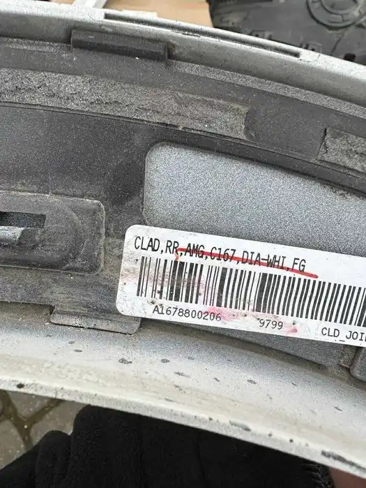 Mercedes GLE A167 Coupe Listwa Błotnika Prawa Tylna