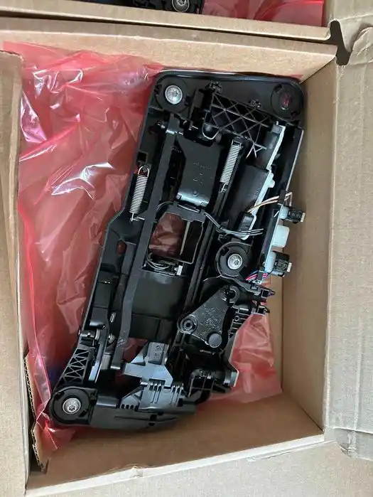 Mercedes E Klasa W214 Jarzmo Zamka Drzwi Przednich Lewe Prawe NOWE