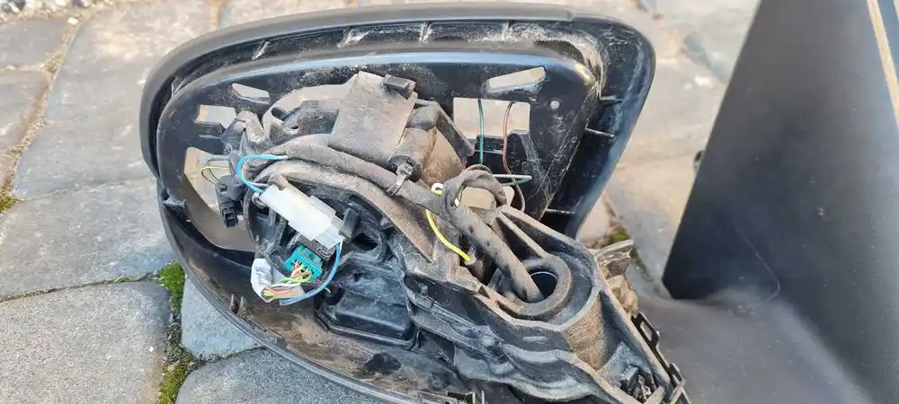 MERCEDES GLC W253 Lusterko Zewnętrzne Prawe 8+8 PIN