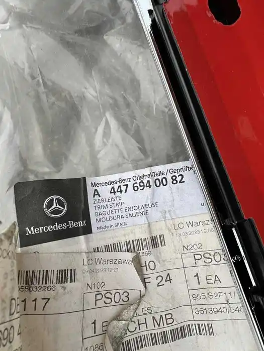 Mercedes V Klasa A447 Listwa Chrom Klapy Bagażnika
