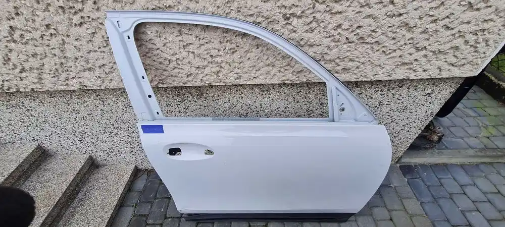 MERCEDES GLB X247 W247 19- Drzwi Przód Przednie Prawe