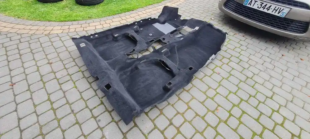 PEUGEOT 2008 II Dywan Wykładzina Wnętrza