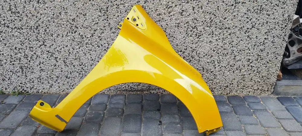 RENAULT CLIO IV Błotnik Przód Przedni Prawy TEJ37 SIRIUS