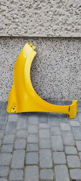 RENAULT CLIO IV Błotnik Przód Przedni Prawy TEJ37 SIRIUS