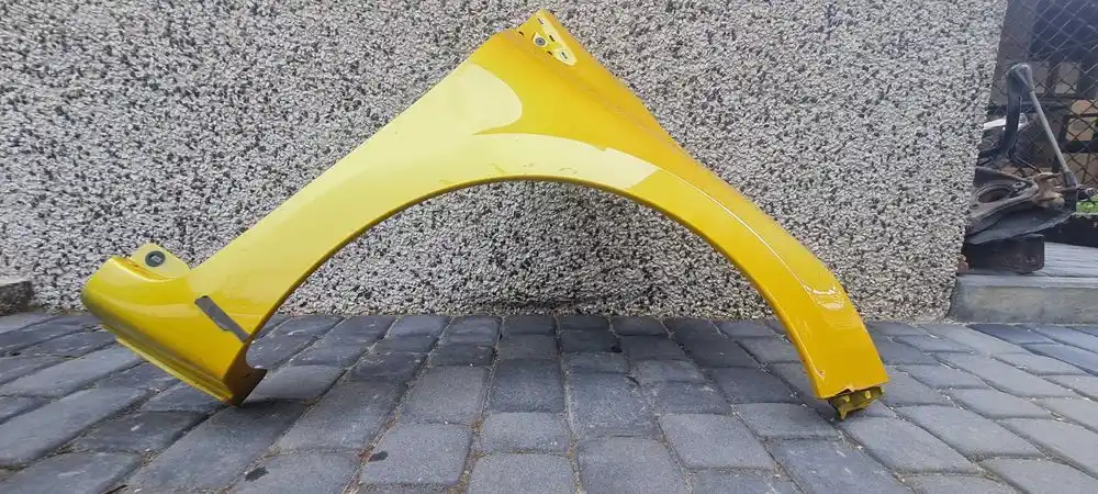RENAULT CLIO IV Błotnik Przód Przedni Prawy TEJ37 SIRIUS