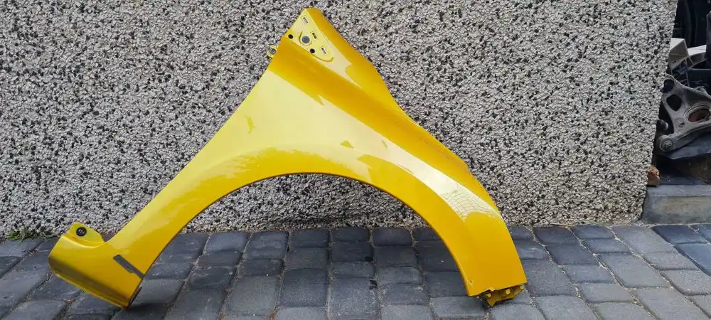 RENAULT CLIO IV Błotnik Przód Przedni Prawy TEJ37 SIRIUS