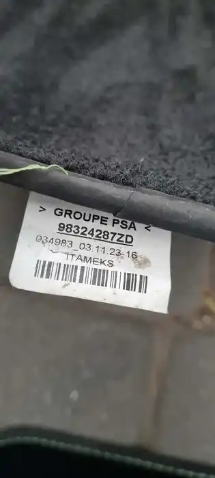 PEUGEOT 2008 II GT Dywaniki Welurowe Oryginał