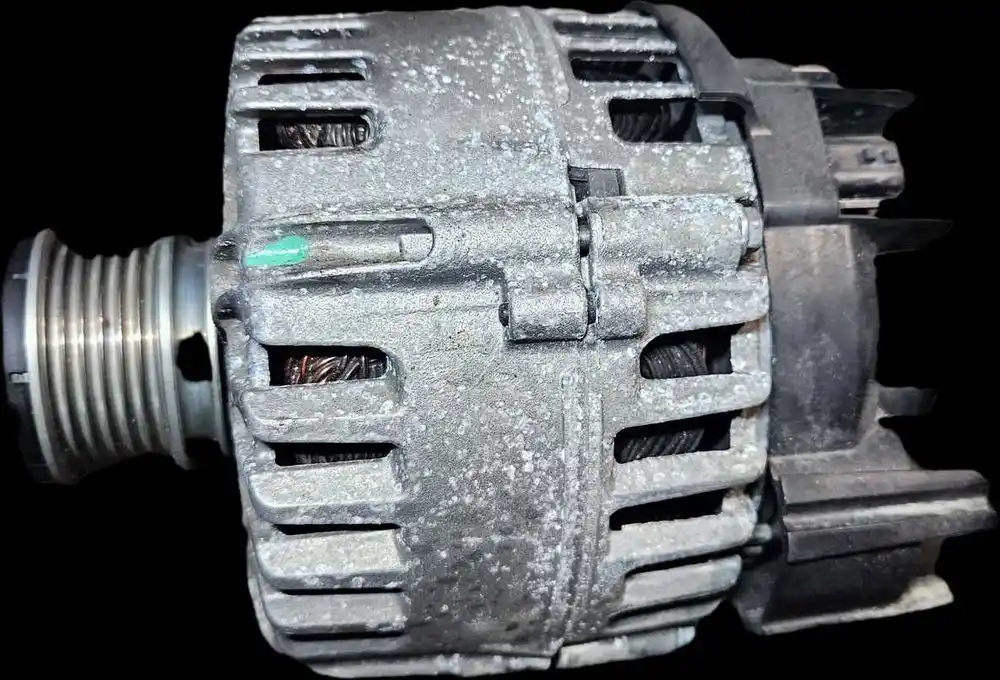 RENAULT DACIA NISSAN 1.5 DCI Alternator 231006293R