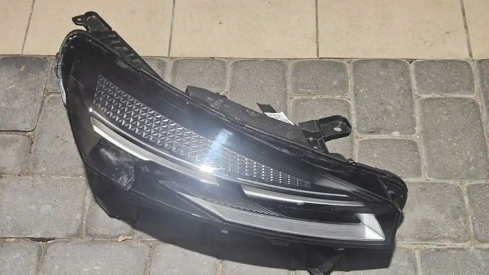 RENAULT CLIO V LIFT 23- Lampa Przód Przednia Prawa FULL LED