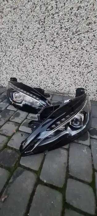 PEUGEOT 308 T9 13-17 Lampy Przód Lewa Prawa FULL LED Komplet