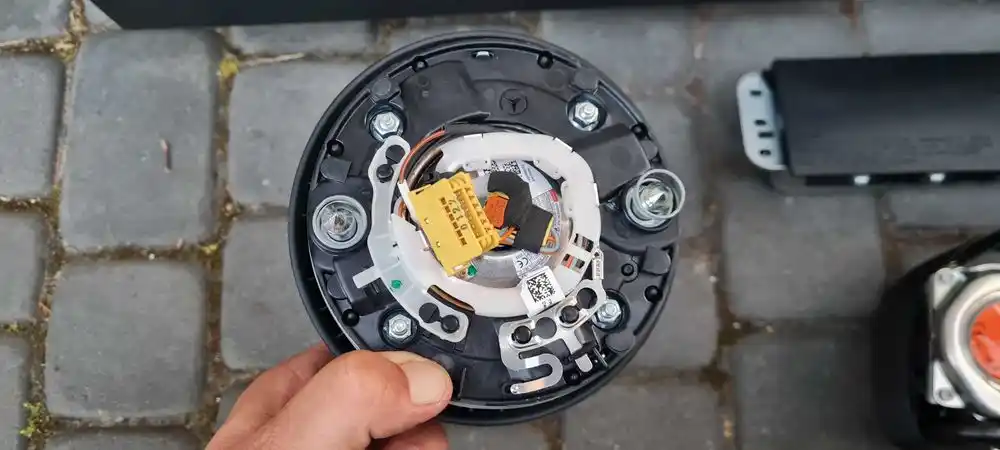 MERCEDES CLA A-KLASA W177 W118 AMG Lift Deska Konsola Poduszki Pasy Czerwona Nić