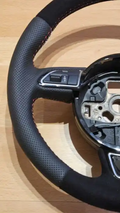 AUDI A3 8P A4 B8 A5 8T A6 C7 Kierownica Skóra Alcantara S-Line Multifunkcja